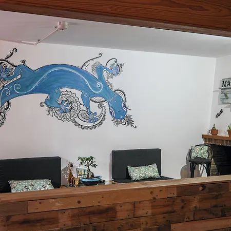 Mana Mana Youth * توسا ذي مار