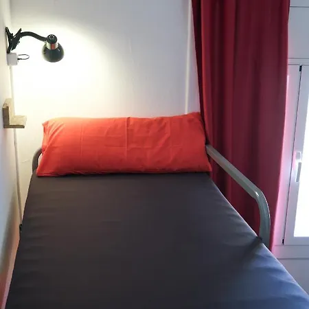 Mana Mana Youth Hostal