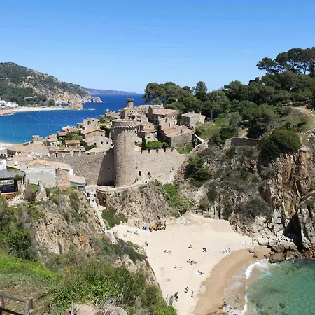 Mana Mana Youth Hostel Tossa de Mar