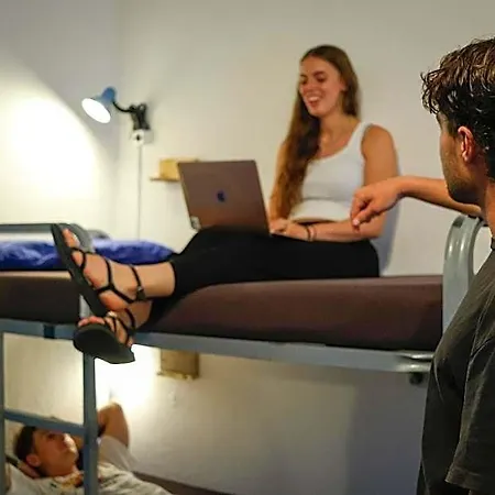 Mana Mana Youth Hostel Tossa de Mar